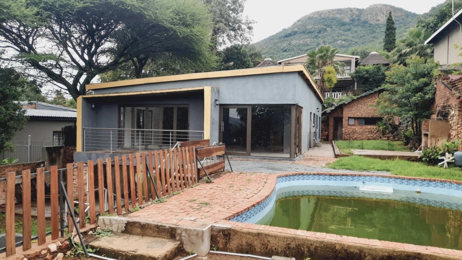 3 Bedroom Property for Sale in Kosmos North West